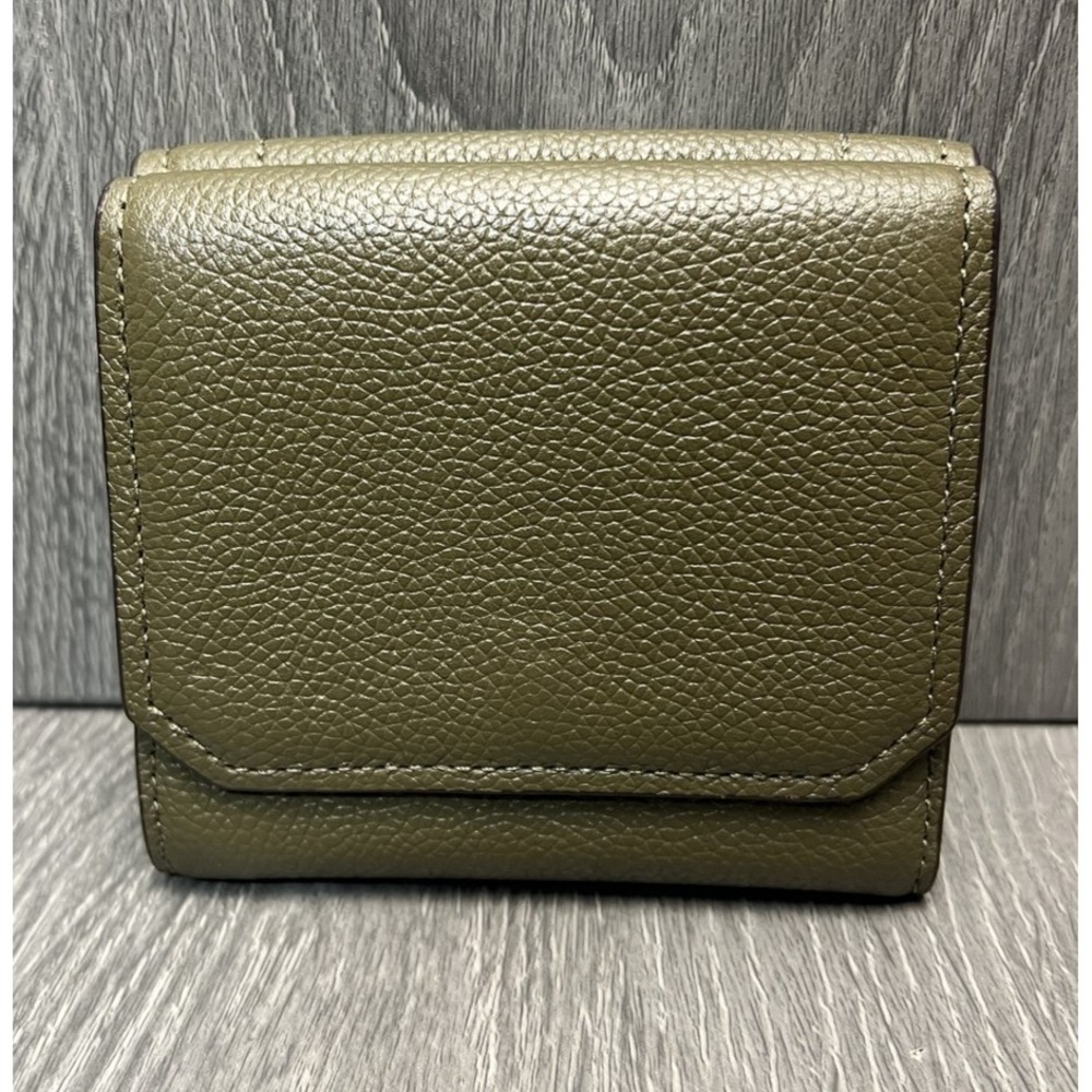 Michael Kors Hayes Small Tri-Fold Wallet Olive Green Pebbled Leather Gold Logo - Picture 2 of 11
